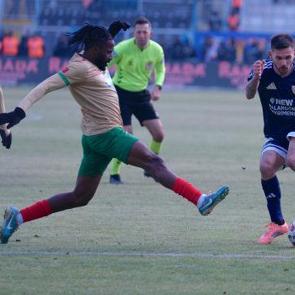 TFF 1. Lig'in zirvesinde hesaplar değişti: Erzurum'dan Amedspor'a &ccedil;elme