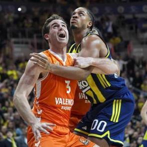 Fenerbah&ccedil;e Beko, Valencia Basket'i 82-79 mağlup etti