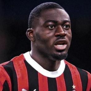 Galatasaray'dan bomba transfer! Yıldız isim geliyor