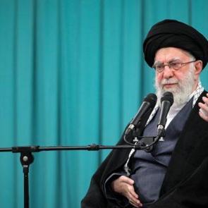 Hamaney'den ilk itiraf: Protestolarda binlerce kişi &ouml;ld&uuml;