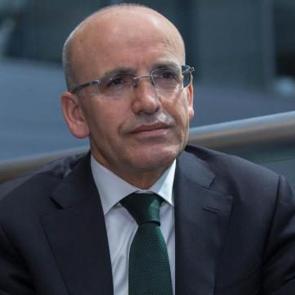 Hazine ve Maliye Bakanı Şimşek, New York temaslarını tamamlayarak &uuml;lkeye d&ouml;nd&uuml;