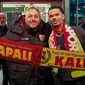 Manchester City'nin 21 yaşındaki stoperi Kayserispor'a transfer oldu