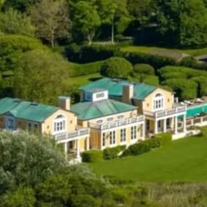 &Uuml;nl&uuml; ismin ABD'deki malikanesi satıldı