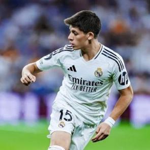 Real Madrid'in Arda G&uuml;ler hatası olay oldu! Saygısızlık