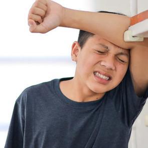 Uzmanından ailelere kritik uyarı: Epilepside g&ouml;zden ka&ccedil;an 5 gizli işaret