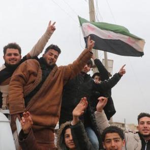 Akrebin kendi kendini zehirlemesi gibi