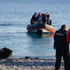 Antalya'da balık tutan vatandaşların oltasına ceset takıldı