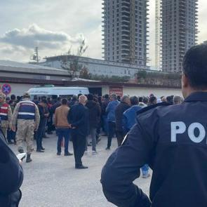 Arazi anlaşmazlığı nedeniyle tartıştığı kuzenini &ouml;ld&uuml;rd&uuml;