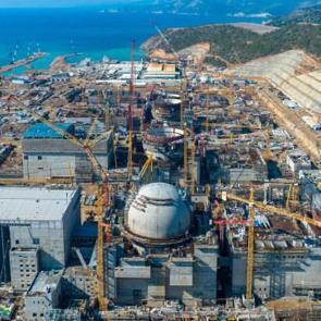 Bakan Bayraktar'dan Akkuyu NGS m&uuml;jdesi: Y&uuml;zde 99'u tamamlandı!