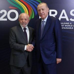 Cumhurbaşkanı Erdoğan, Brezilya Devlet Başkanı ile g&ouml;r&uuml;şt&uuml;