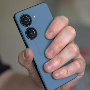 &Uuml;nl&uuml; marka telefon &uuml;retme işini bırakıyor! Sekt&ouml;re elveda diyecek