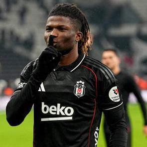 El Bilal Toure, ligde 5. gol&uuml;n&uuml; attı