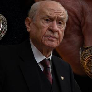 Fettahoğulları m&uuml;hr&uuml; ve dualar: Bah&ccedil;eli'nin y&uuml;z&uuml;ğ&uuml;ndeki sır