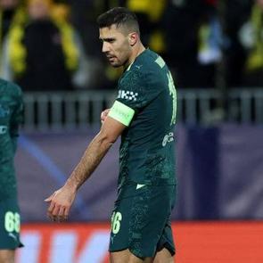 Galatasaray'a m&uuml;jde, Manchester City'ye şok! Yıldız oyuncu cezalı duruma d&uuml;şt&uuml;