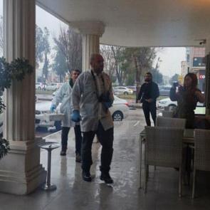 Gen&ccedil; adam, otel odasında &ouml;l&uuml; olarak bulundu!