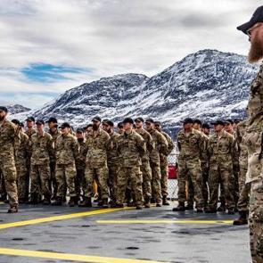 Gr&ouml;nland'da fay hatları kırılıyor