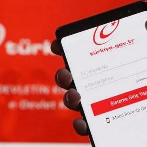 Herkes i&ccedil;in zorunlu bildirim şartı geliyor! Almayan kimse kalmayacak