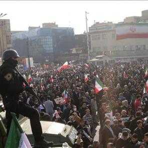 İran istihbaratından ağ operasyonu: 134 saha elemanı ve lider kadro g&ouml;zaltında!