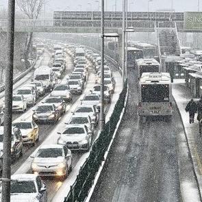 İstanbul'da kar yağışının ne zaman sona ereceği belli oldu