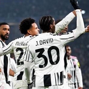 Kenanlı Juventus, Mourinho'lu Benfica'yı &uuml;zd&uuml;! İşte gecenin sonu&ccedil;ları