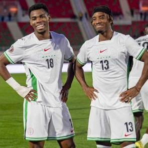 Nijerya'nın yıldızı Galatasaray'a &ccedil;ok yakın: Premier Lig ekibi takipte