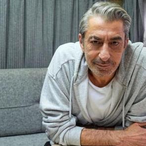 Oyuncu Erkan Petekkaya: "Yapay zekanın kalbi yok"