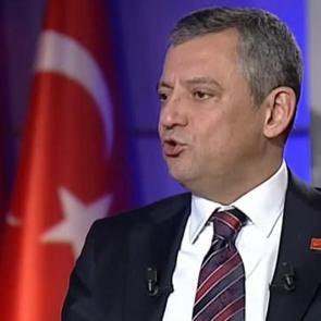 &Ouml;zg&uuml;r &Ouml;zel'den İmamoğlu'nu k&uuml;plere bindirecek s&ouml;zler: İBB'de yolsuz, hırsız, r&uuml;şvet&ccedil;i var