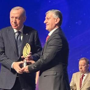 Padişah mesleğini devam ettiren adama Cumhurbaşkanı Erdoğan'dan &ouml;d&uuml;l