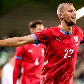 Premier Lig'de 213 ma&ccedil;ı var: Adım adım Galatasaray'a doğru