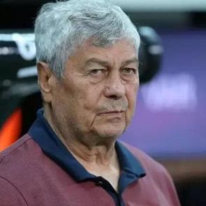 T&uuml;rkiye ma&ccedil;ı &ouml;ncesi Romanya'ya &ccedil;ok b&uuml;y&uuml;k şok! Mircea Lucescu kara kara d&uuml;ş&uuml;n&uuml;yor