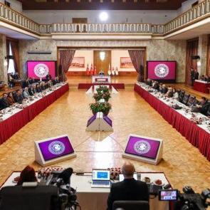 TBMM Başkanı Kurtulmuş, tarihi komisyon &uuml;yeleriyle g&ouml;r&uuml;şt&uuml;