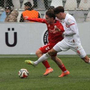 TFF 1. Lig'de 6 goll&uuml; ma&ccedil;: Play-off hattı karıştı