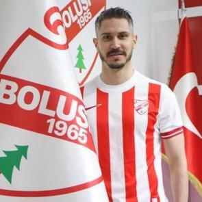 2 yıl &ouml;nce Serie A'da oynayan T&uuml;rk 29 yaşında 1. Lig ekibine transfer oldu