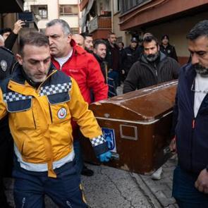 Ankara'da eski eş dehşeti: 2 &ouml;l&uuml;, 1 yaralı!