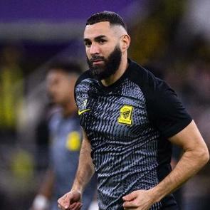 Benzema rotayı S&uuml;per Lig devine kırdı: Kul&uuml;b&uuml;yle anlaşamamıştı