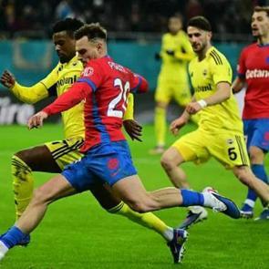 Fenerbah&ccedil;e ma&ccedil;ı başkanı &ccedil;ıldırttı! Son d&uuml;d&uuml;kle 3 futbolcuyu g&ouml;nderdi