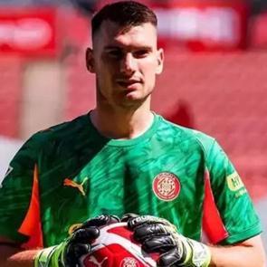 Fenerbah&ccedil;e ayrılığı duyurdu! Livakovic eski takımına gitti