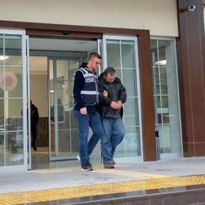 Kastamonu'da uyuşturucuyla yakalanan adamdan şok savunma: Ağrılarım ge&ccedil;sin diye
