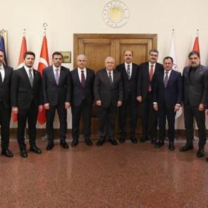 Konya Heyetinden Milli Savunma Bakanı Yaşar G&uuml;ler'e ziyaret