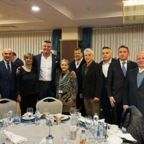 Sadettin Saran y&ouml;netim kurulu &uuml;yeleriyle toplandı! 'Tek hedefimiz şampiyonluk'