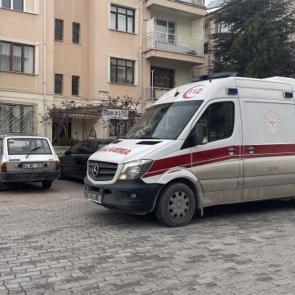 T&uuml;feğini temizlerken kazara kendini vurdu