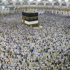 Umre ziyaretinde vefat eden vatandaşın cenazesi T&uuml;rkiye'ye getirilecek 