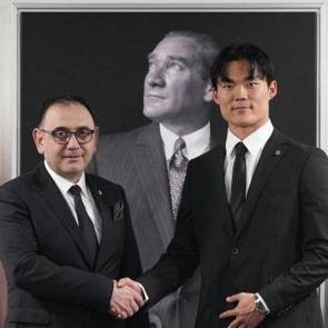 Beşiktaş 14 milyon Euro'luk yeni golc&uuml;s&uuml;n&uuml; duyurdu