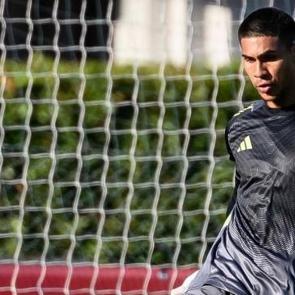 Son dakika: Beşiktaş, transferin son g&uuml;n&uuml;nde bombaları patlatıyor! Devis Vasquez geliyor