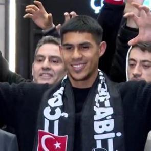 Beşiktaş'ın yeni kalecisi İstanbul'a geldi!