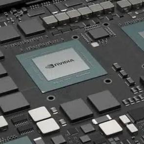 &Ccedil;antaya sığan masa&uuml;st&uuml; bilgisayar g&uuml;c&uuml;