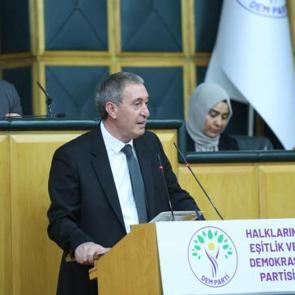 DEM Parti'den Bah&ccedil;eli'nin &Ouml;calan, Demirtaş ve Ahmet T&uuml;rk &ccedil;ıkışına yanıt!