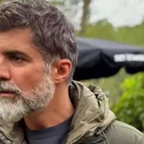 &Ouml;zcan Deniz'in yaptığı fedakarlık takdir topladı