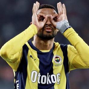 Fenerbah&ccedil;e'de En-Nesyri'nin vedası resmileşti! Yeni takımı a&ccedil;ıklandı