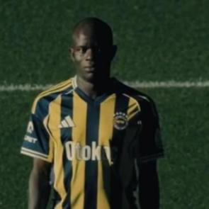 Fenerbah&ccedil;e'den videolu paylaşım: Kante, Kadık&ouml;y &ccedil;imlerinde